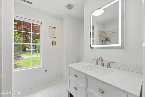 214 Trappers Trail New Bern NC 28560