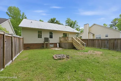 214 Trappers Trail New Bern NC 28560