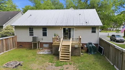 214 Trappers Trail New Bern NC 28560