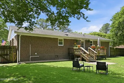 124 Humphrey Boulevard Richlands NC 28574