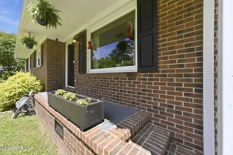 124 Humphrey Boulevard Richlands NC 28574