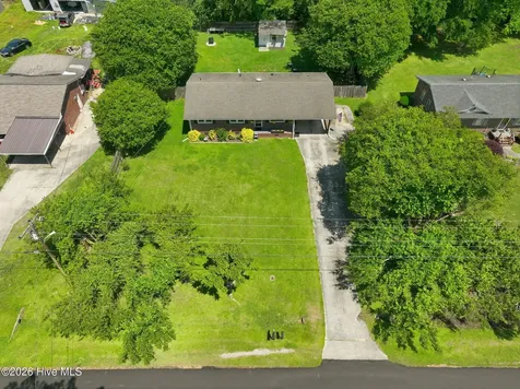 124 Humphrey Boulevard Richlands NC 28574