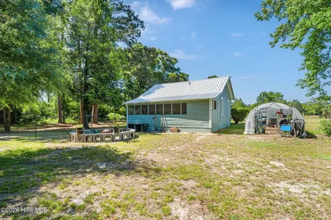 405 Natmore Road Kelly NC 28448