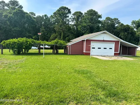 1417 Fork Drive Castle Hayne NC 28429