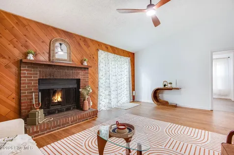 2314 Knollwood Lane Midway Park NC 28544