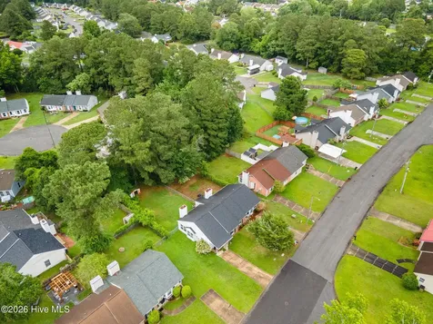 2314 Knollwood Lane Midway Park NC 28544