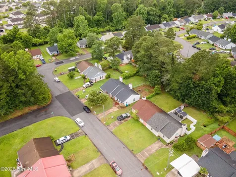 2314 Knollwood Lane Midway Park NC 28544
