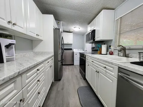 623 Sandy Bluff Drive SW Supply NC 28462