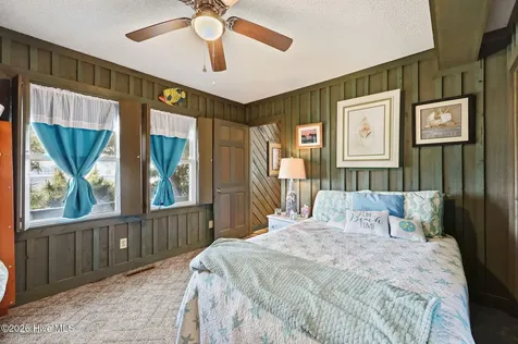 147 Bayview Boulevard Atlantic Beach NC 28512