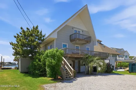 147 Bayview Boulevard Atlantic Beach NC 28512