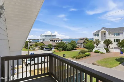 147 Bayview Boulevard Atlantic Beach NC 28512
