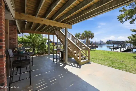 147 Bayview Boulevard Atlantic Beach NC 28512