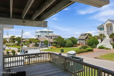 147 Bayview Boulevard Atlantic Beach NC 28512