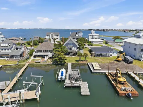 147 Bayview Boulevard Atlantic Beach NC 28512