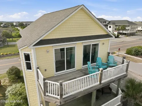 1426 N New River Drive Surf City NC 28445