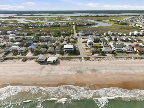 1426 N New River Drive Surf City NC 28445