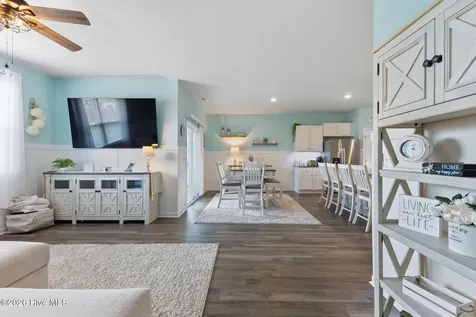 2521 Sandy Banks Lane Wilmington NC 28401