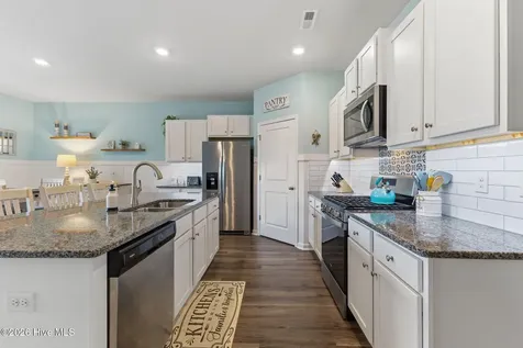 2521 Sandy Banks Lane Wilmington NC 28401