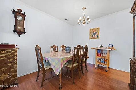 102 Greenbriar Drive Jacksonville NC 28546
