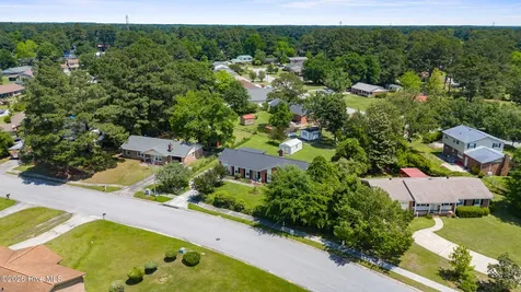 102 Greenbriar Drive Jacksonville NC 28546