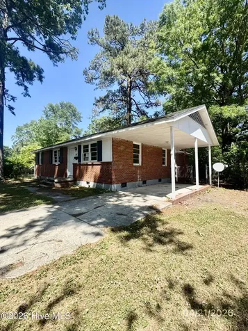 101 Armstrong Drive Jacksonville NC 28540