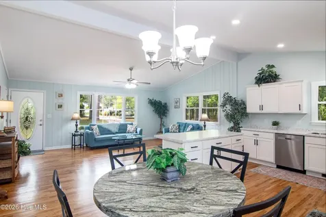 259 N Hills Drive Southport NC 28461