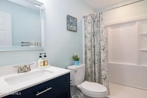 259 N Hills Drive Southport NC 28461