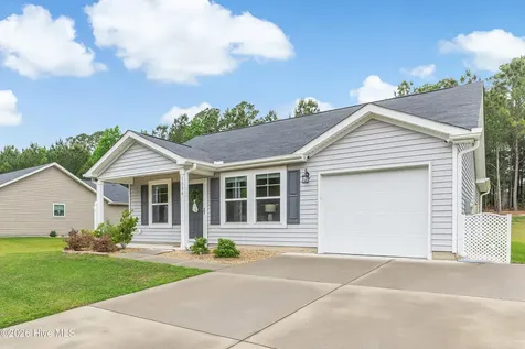 1316 N Fisher King Drive SE Bolivia NC 28422