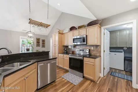 206 War Admiral Drive Havelock NC 28532