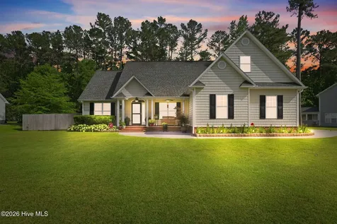 206 War Admiral Drive Havelock NC 28532
