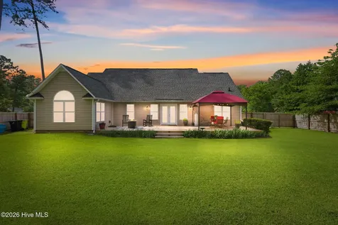206 War Admiral Drive Havelock NC 28532