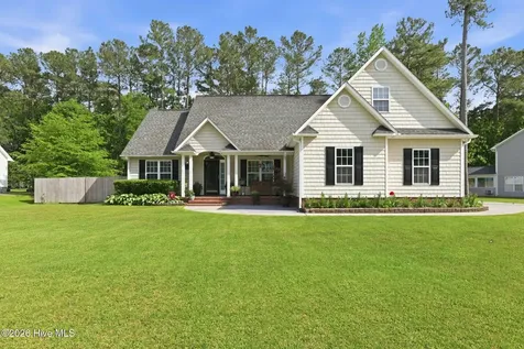 206 War Admiral Drive Havelock NC 28532