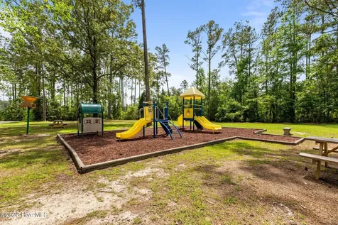 206 War Admiral Drive Havelock NC 28532