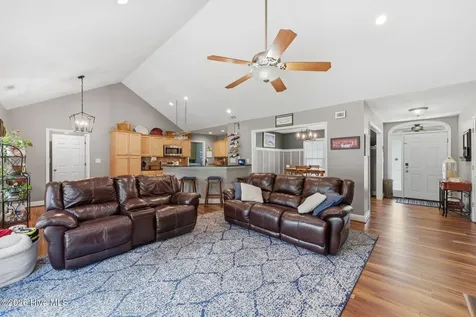 206 War Admiral Drive Havelock NC 28532