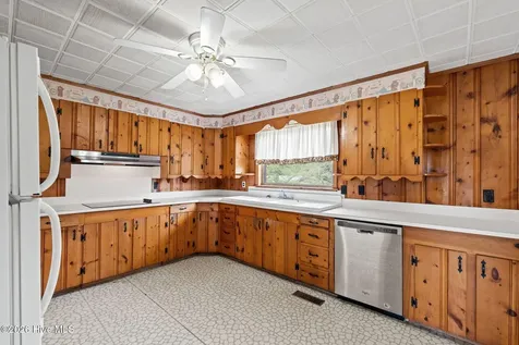 1375 Kenny Jordan Road Tabor City NC 28463