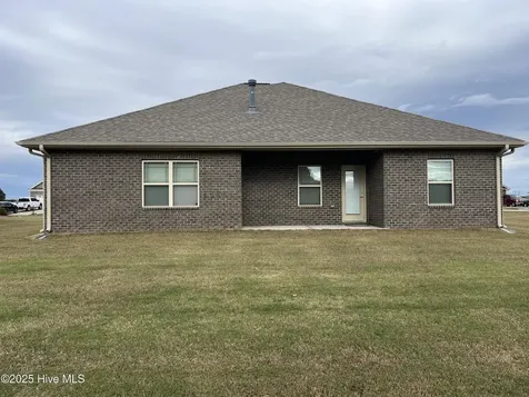 208 S Merganser Drive Pikeville NC 27863