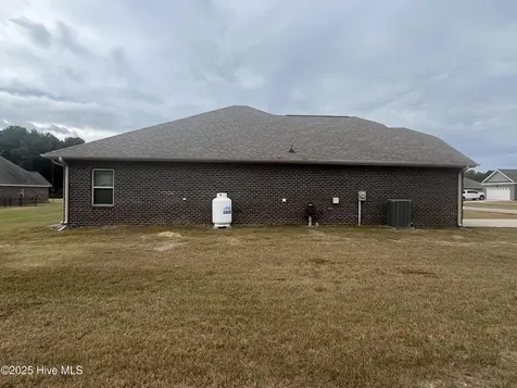 208 S Merganser Drive Pikeville NC 27863