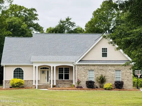 404 Old Swann Point Avenue Rocky Point NC 28457