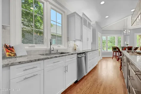 2006 Kenilworth Lane Wilmington NC 28405