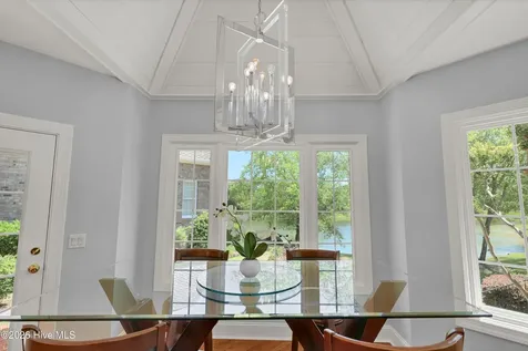 2006 Kenilworth Lane Wilmington NC 28405