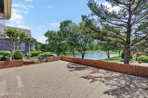 2006 Kenilworth Lane Wilmington NC 28405