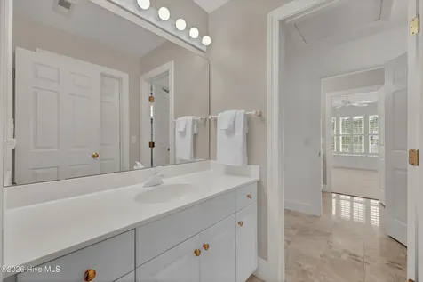 2006 Kenilworth Lane Wilmington NC 28405