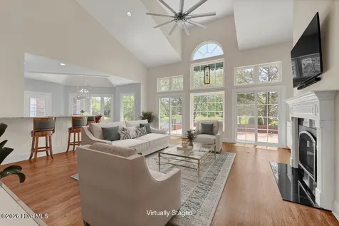 2006 Kenilworth Lane Wilmington NC 28405