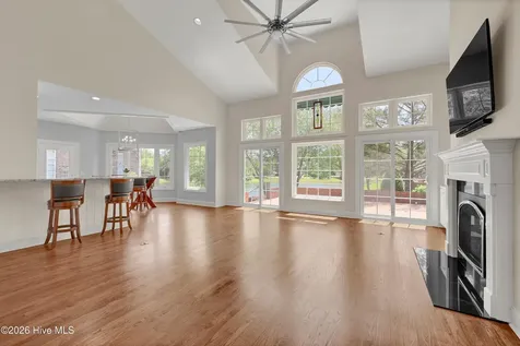 2006 Kenilworth Lane Wilmington NC 28405