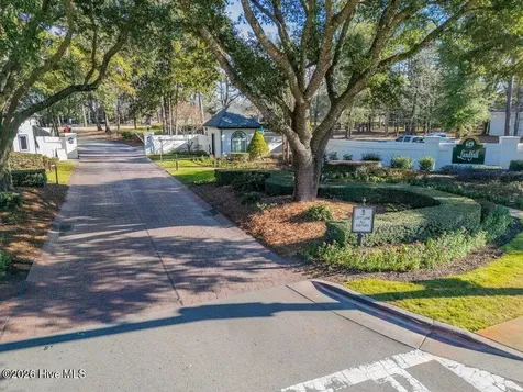 2006 Kenilworth Lane Wilmington NC 28405