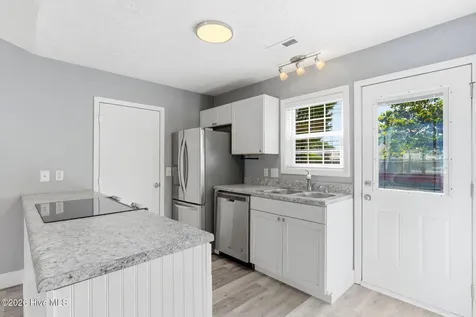 802 Garrison Court Wilmington NC 28411