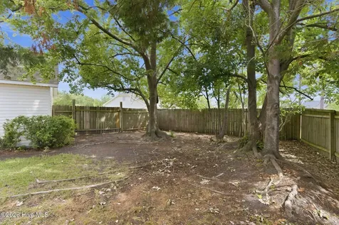 802 Garrison Court Wilmington NC 28411