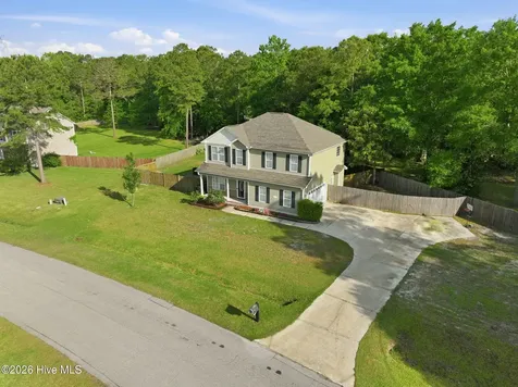 113 Sunny Point Drive Richlands NC 28574