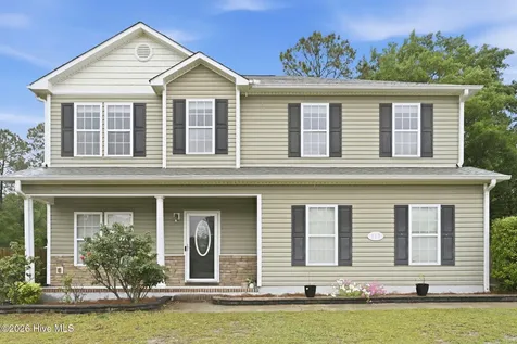 113 Sunny Point Drive Richlands NC 28574