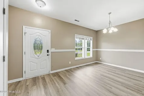 113 Sunny Point Drive Richlands NC 28574